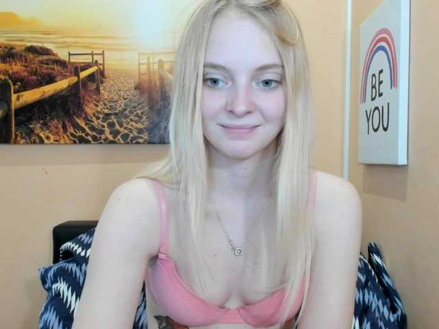 Fotografie NurseCream Hey guys, Im an #18years old #young #blondie who is really #horny and wanna have some fun with you! :P:P