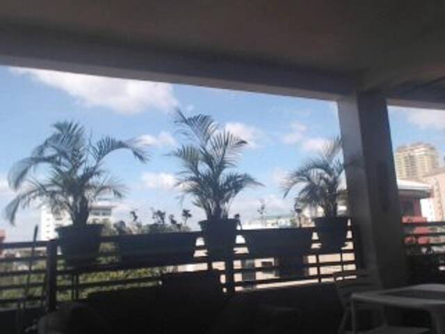 Snímky obrazovky vysielania Pussycash