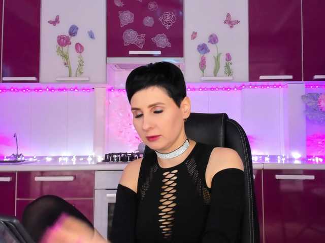 Snímky obrazovky vysielania Olivija2020