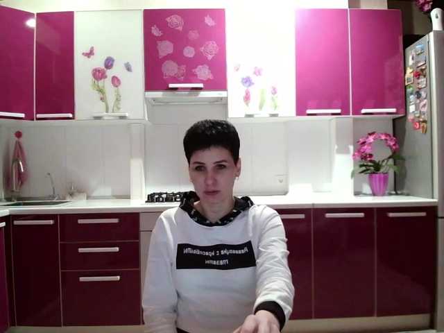 Snímky obrazovky vysielania Olivija2020