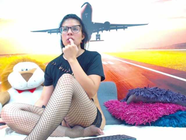 Snímky obrazovky vysielania pamelamonroe