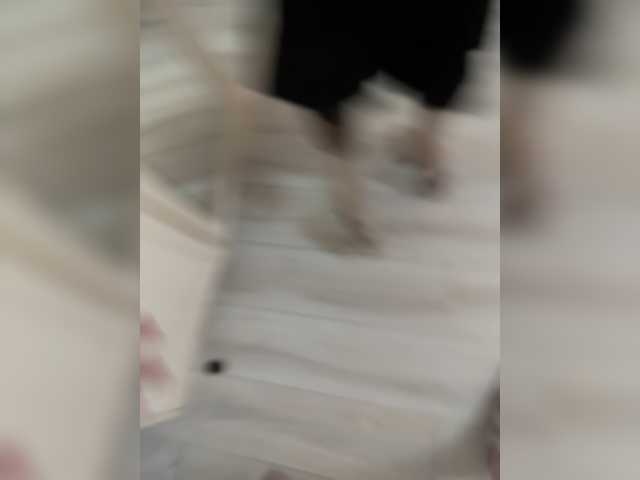 Snímky obrazovky vysielania TheonlyoneBoyX