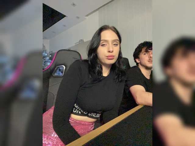 Snímky obrazovky vysielania PARTYNEXTNEXT