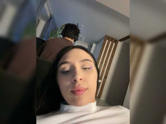 Snímky obrazovky vysielania PARTYNEXTNEXT