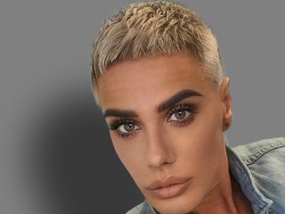 Erotický videohovor Pauline7