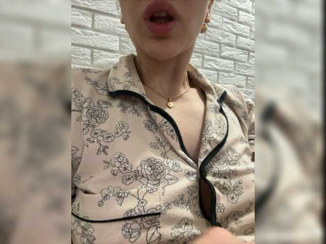 Snímky obrazovky vysielania KitFox