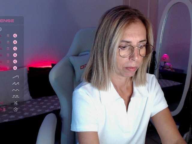 Snímky obrazovky vysielania PerleDuSud