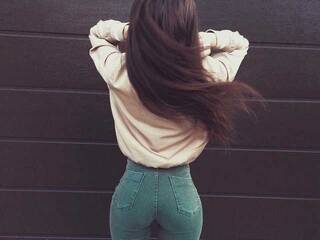 Erotický videohovor playfullsexxx