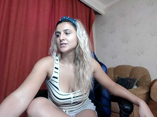Fotografie PlayfulNicole Lets meet better and lets have some fun :) Lush is on :) Offer me pleasure with your *****s ;) follow me