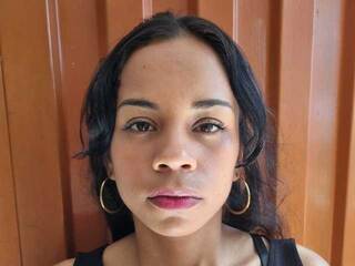 Erotický videohovor Pocajontas25