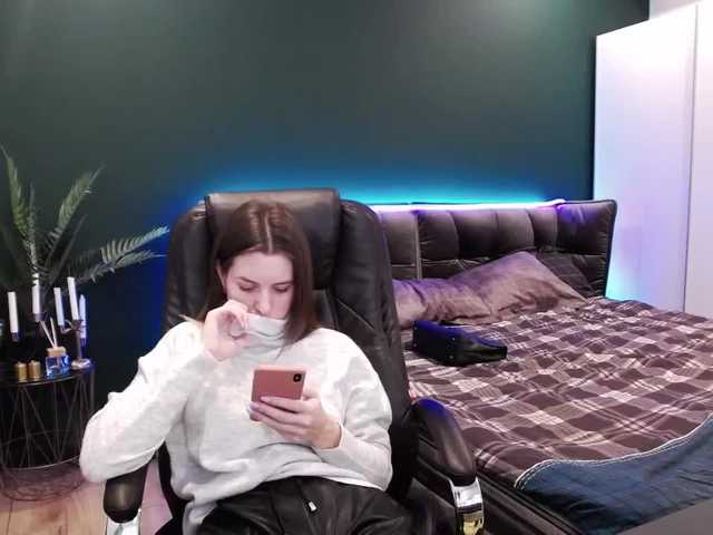 Snímky obrazovky vysielania PolinaPrada