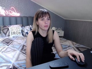 Snímky obrazovky vysielania PolinaPrada