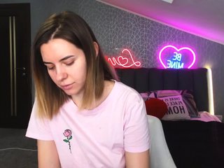 Snímky obrazovky vysielania PolinaPrada