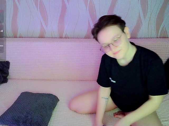 Snímky obrazovky vysielania _Crazy_baby_