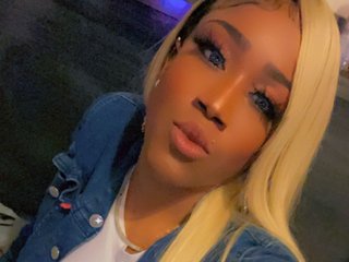 Erotický videohovor PrettyDoubleG