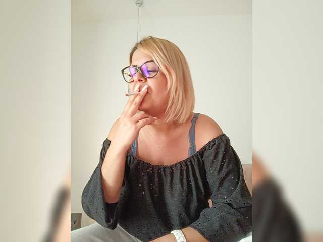Snímky obrazovky vysielania PrettyWoman80
