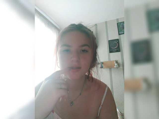 Snímky obrazovky vysielania princesssa19
