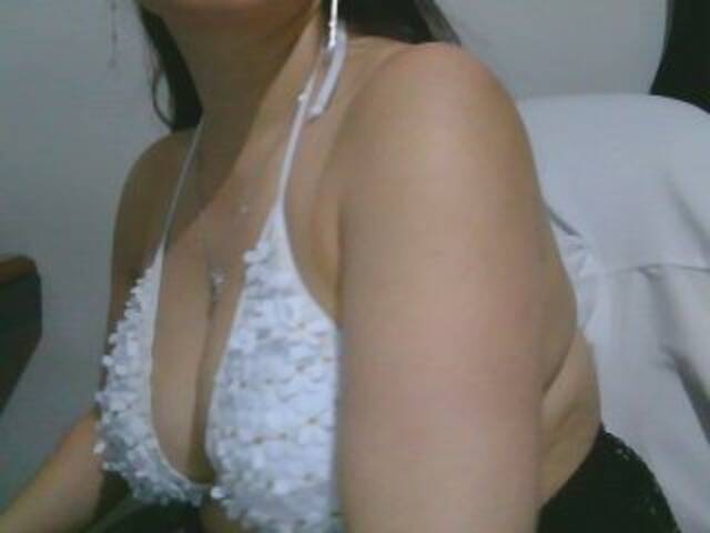 Snímky obrazovky vysielania rachelsensual