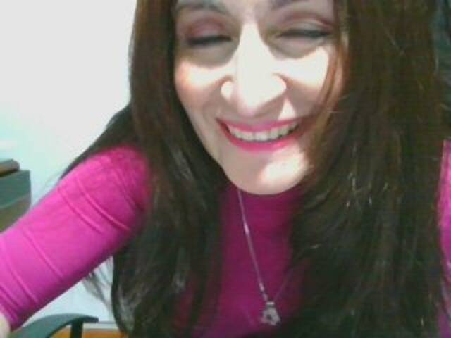 Snímky obrazovky vysielania rachelsensual