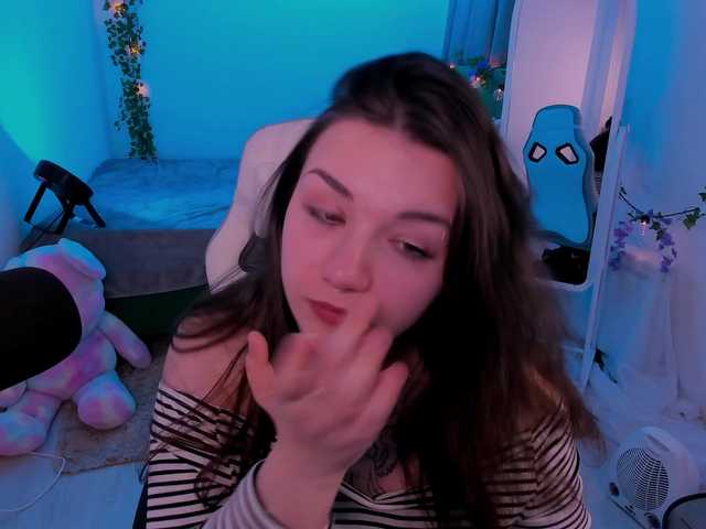 Snímky obrazovky vysielania RammyFox