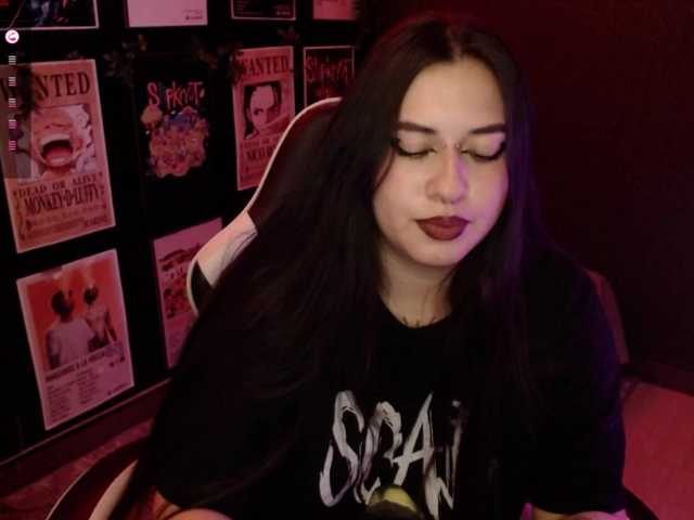 Snímky obrazovky vysielania Ravendark