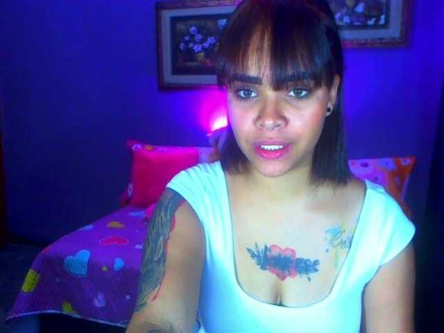 Snímky obrazovky vysielania RAYSA-BAUDIN