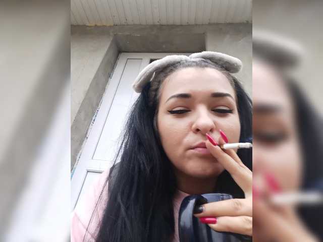 Snímky obrazovky vysielania Reaveragaby