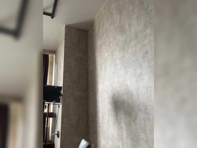 Snímky obrazovky vysielania Redfoxygirl