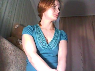 Snímky obrazovky vysielania redhead-witch