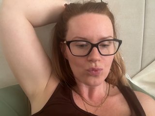 Erotický videohovor REDHEADROSIE
