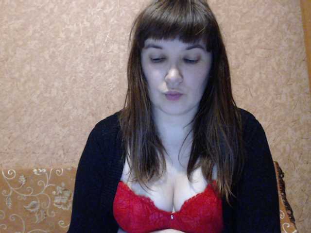 Snímky obrazovky vysielania Redroze86