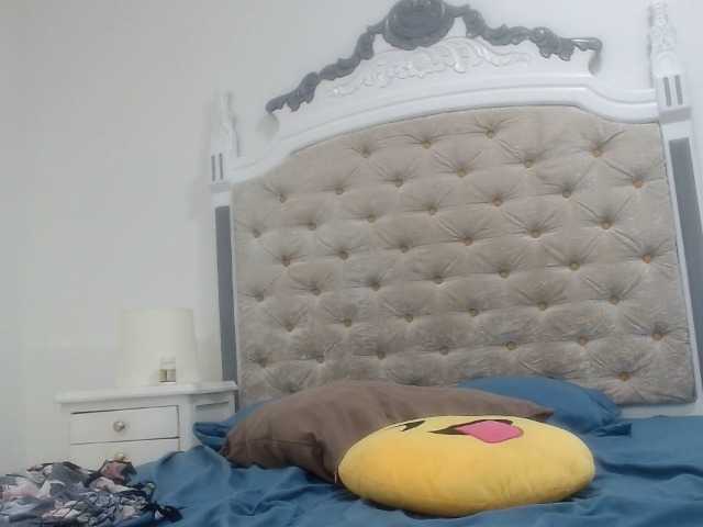 Snímky obrazovky vysielania Reginafoxx-1