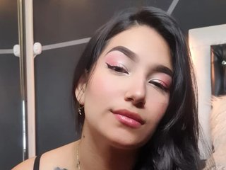 Erotický videorozhovor ReginnaLopezx