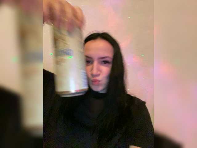 Snímky obrazovky vysielania vikaa_romzes