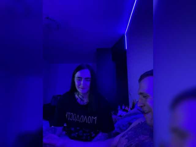 Snímky obrazovky vysielania vikaa_romzes