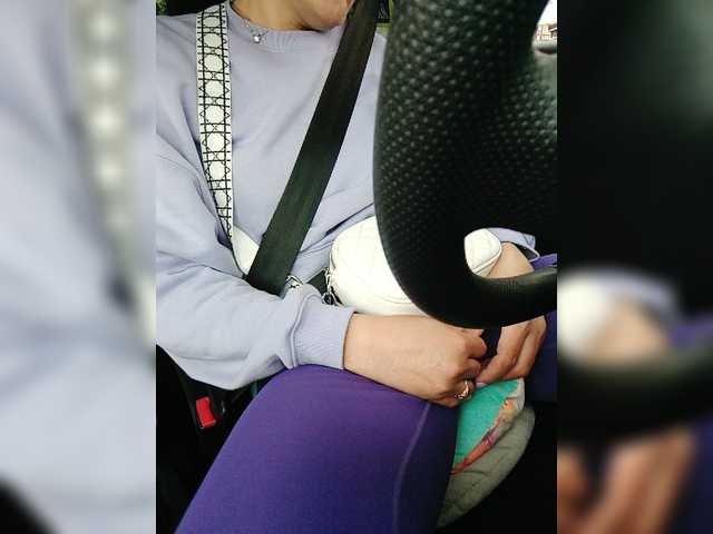 Snímky obrazovky vysielania Karoleva_milf