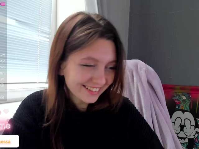Snímky obrazovky vysielania Renessy