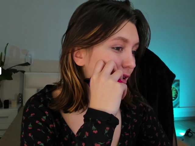 Snímky obrazovky vysielania Renessy