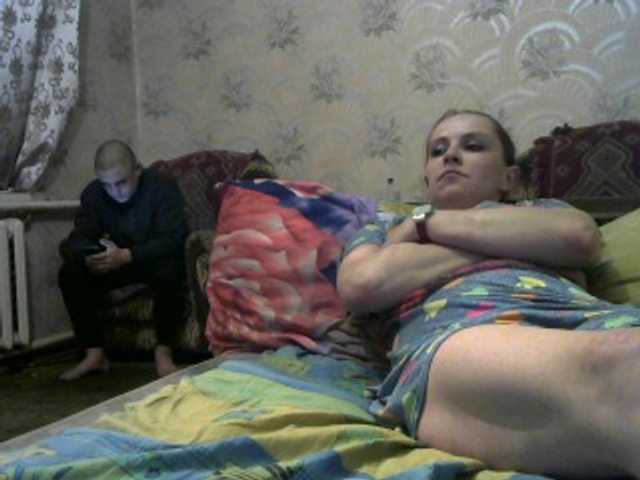 Fotografie Johnny_Sonya HELP TO COLLECT AT LEAST 350 TOKENS