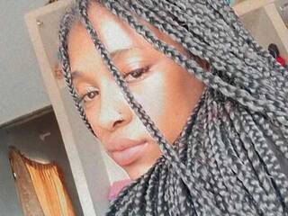 Erotický videohovor Rihana-28