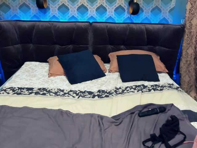 Snímky obrazovky vysielania RihanaFox