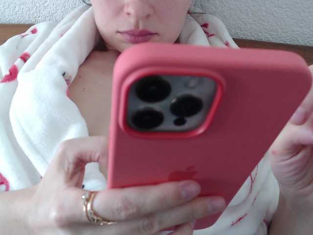 Snímky obrazovky vysielania Tifffannny