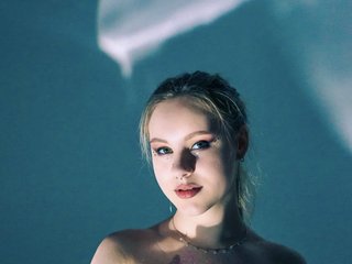 Erotický videohovor Rinaaaa-cherry
