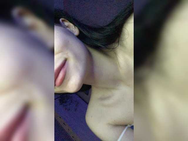 Snímky obrazovky vysielania Ripbitch1