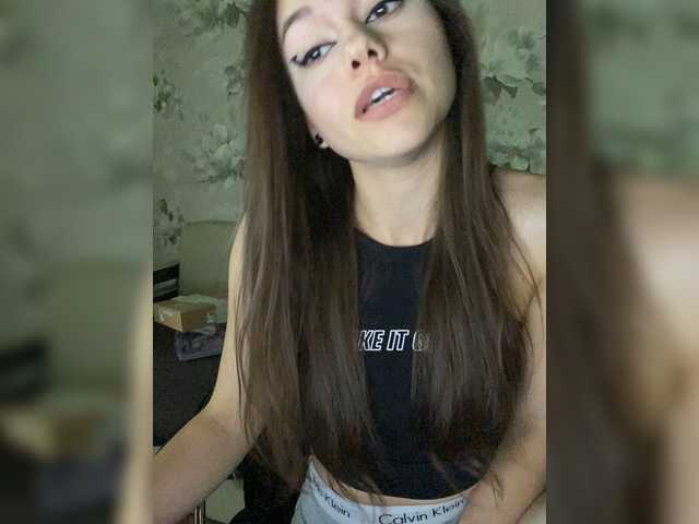 Snímky obrazovky vysielania RitaAdler