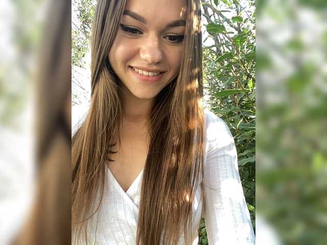 Snímky obrazovky vysielania RitaAdler