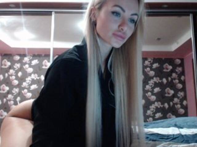 Snímky obrazovky vysielania RosaNobile