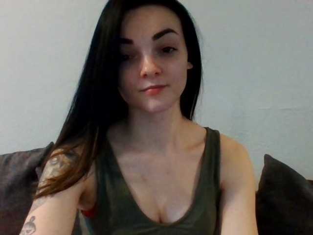 Snímky obrazovky vysielania RoxiSexy