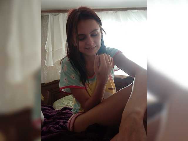 Snímky obrazovky vysielania Rttt456Afp