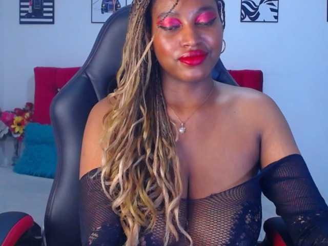 Fotografie RubyFetish Make me feel special,time to have fun ,make hot and squirt #ebony #bigboobs #squirt #latina #femdom #feet